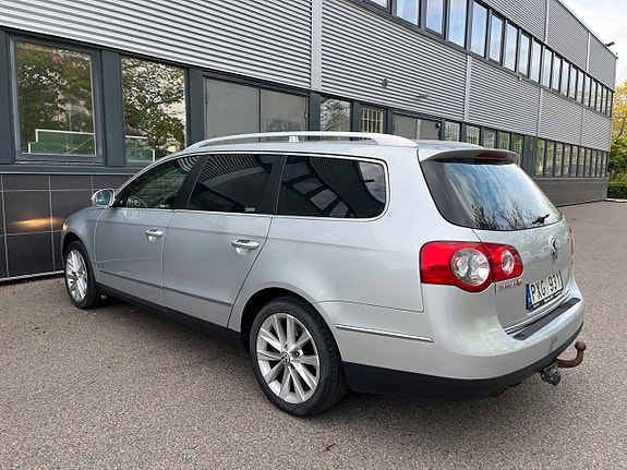 Volkswagen Passat 7 of 19