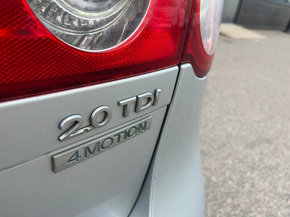 Volkswagen Passat 6 of 19