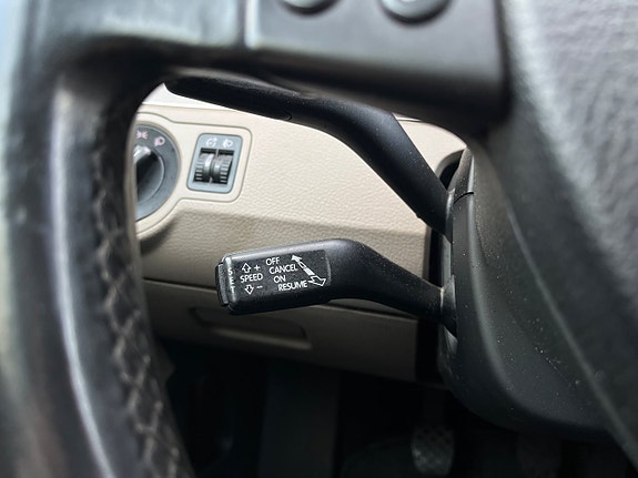 Volkswagen Passat 14 of 19