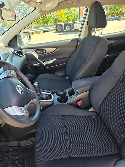 Nissan Qashqai 6 of 8