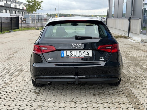 Audi A3 4 of 10