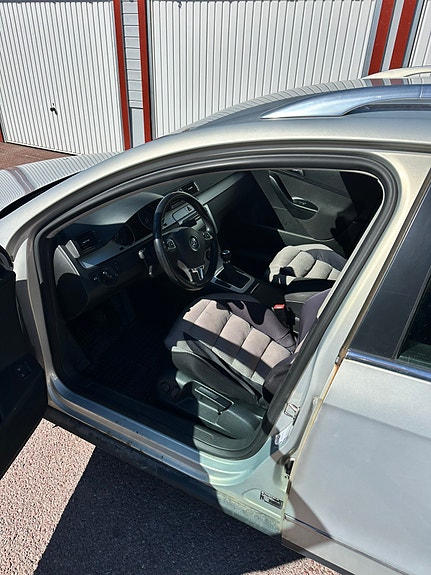 Volkswagen Passat 4 of 5