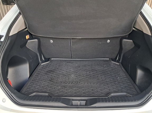 Toyota Yaris Cross 10 of 15