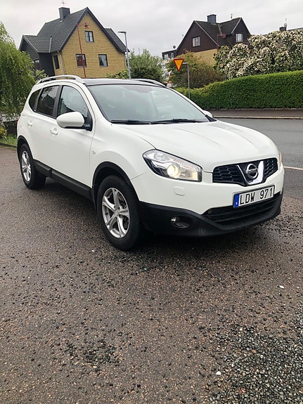 Nissan Qashqai+2 2 of 5