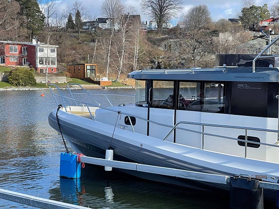 Paragon 31 FB / 2 x Volvo Penta 220 hk / 2010 / 8 380 kr/mån 2 of 12