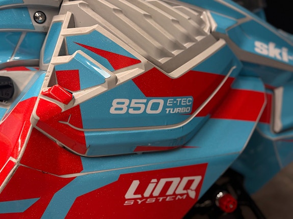 Ski-Doo Freeride 154 850 E-tec Turbo Shot 14 of 16