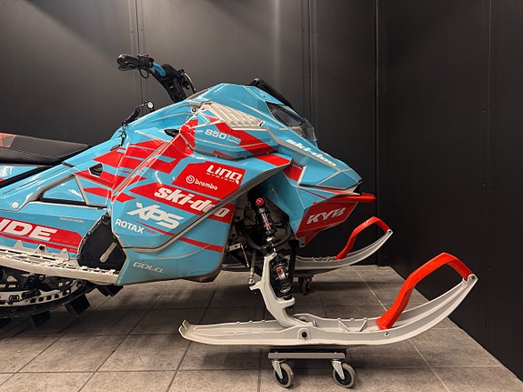 Ski-Doo Freeride 154 850 E-tec Turbo Shot 5 of 16