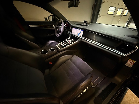 Porsche Panamera GTS 8 of 18