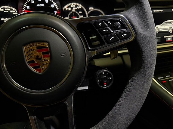 Porsche Panamera GTS 15 of 18