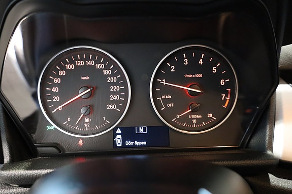 BMW 218 23 of 29