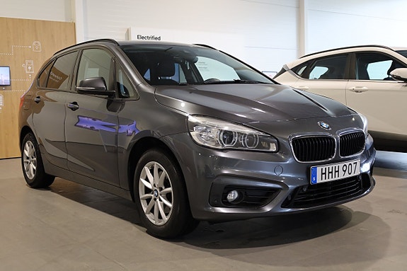 BMW 218 4 of 29