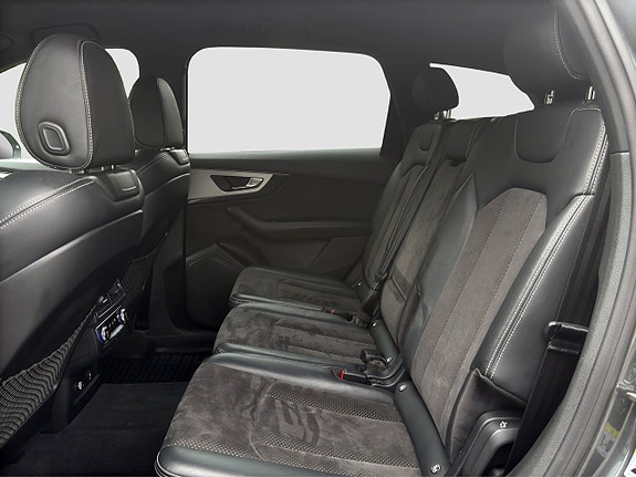 Audi Q7 22 of 23