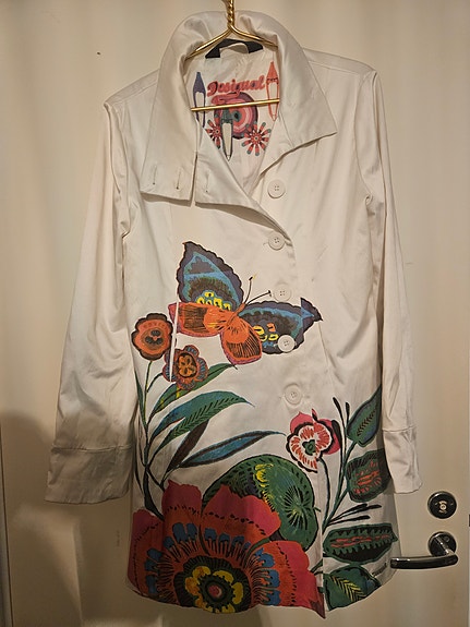 Product image 11 of 16