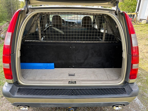 Volvo XC70 10 of 12