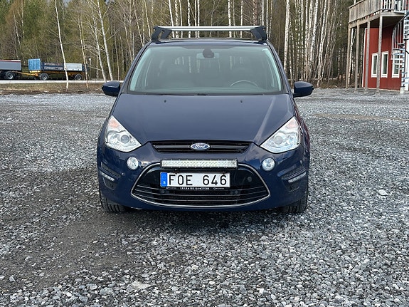 Ford S-MAX 5 of 5