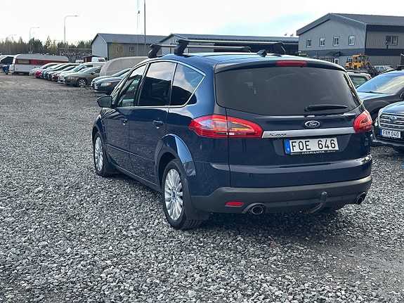 Ford S-MAX 4 of 5