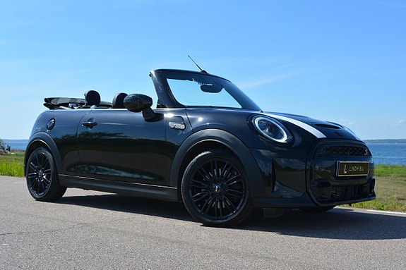MINI Cooper S 16 of 30
