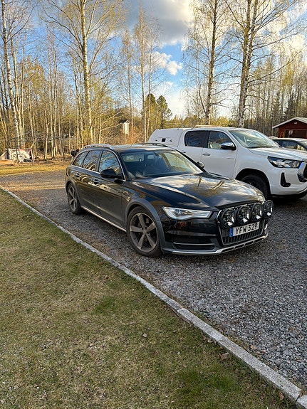 Audi A6 allroad 3 of 5