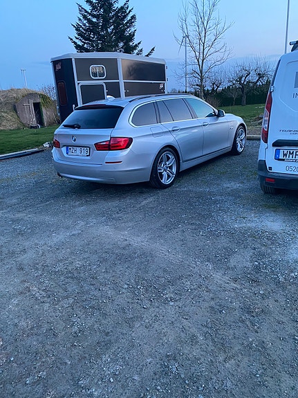 BMW 520d 4 of 5