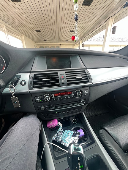 BMW X5 10 of 12