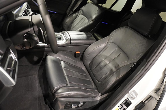 BMW X5 4 of 21