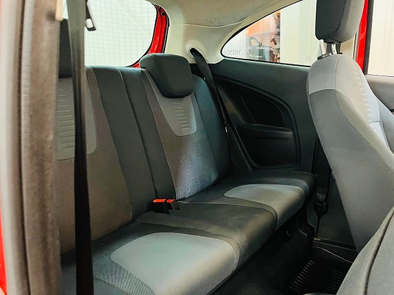 Ford Ka 13 of 23