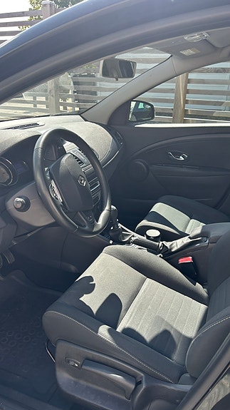 Renault Megane III 3 of 3