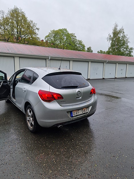 Opel Astra 5 of 5