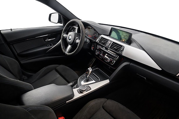 BMW 320d 21 of 23