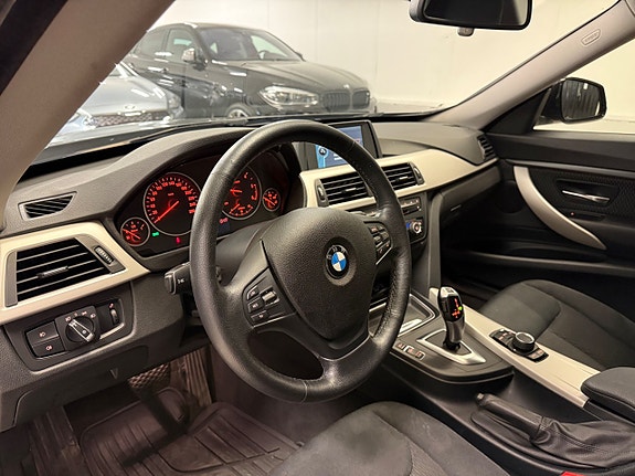 BMW 318d 10 of 30