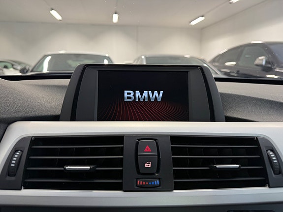 BMW 318d 20 of 30