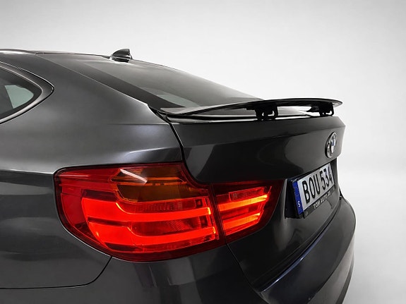 BMW 318d 5 of 5