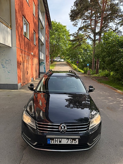Volkswagen Passat 3 of 5