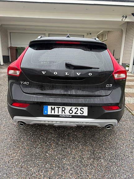 Volvo V40 Cross Country 6 of 11