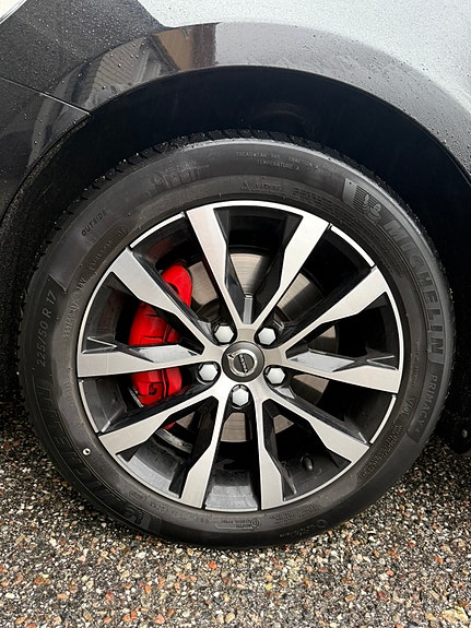 Volvo V40 Cross Country 7 of 11