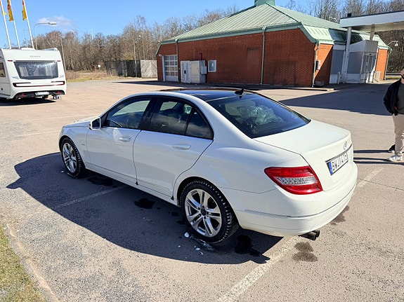 Mercedes-Benz C180 5 of 5