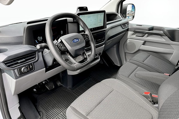 Ford Transit Custom 7 of 14