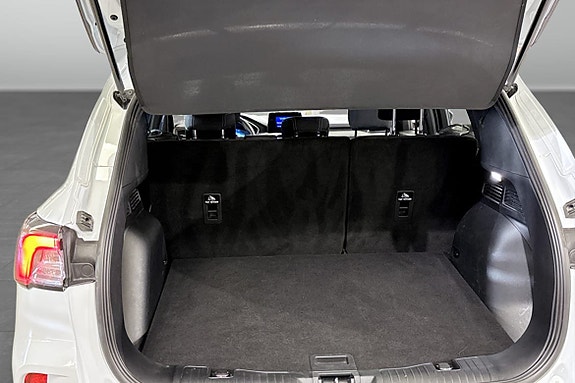 Ford Kuga 9 of 9