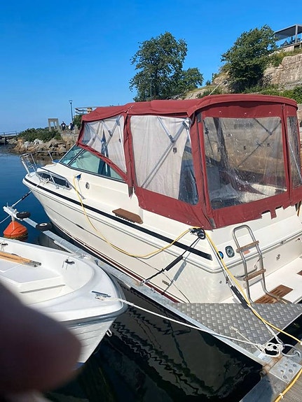 Sea Ray 250 Sundancer -1985 5 of 5