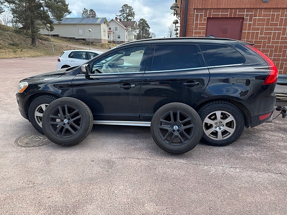 Volvo XC60 5 of 5