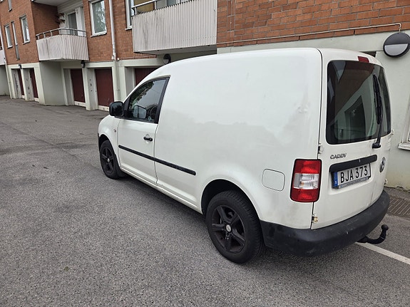 Volkswagen Caddy 3 of 5
