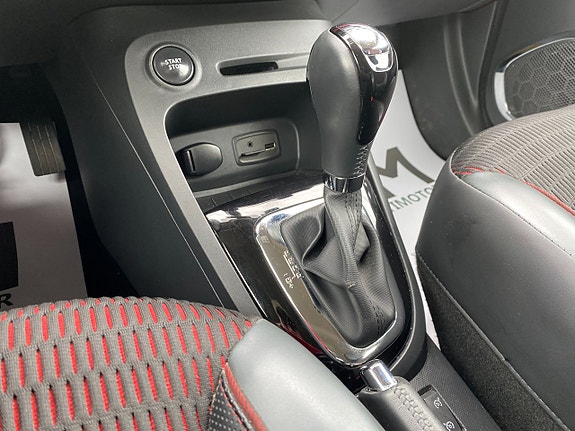 Renault Captur 17 of 21