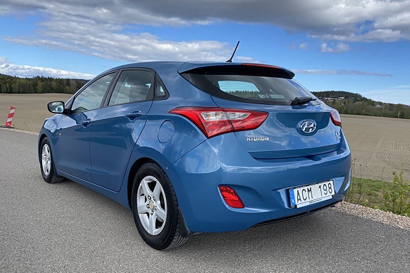 Hyundai i30 4 of 5