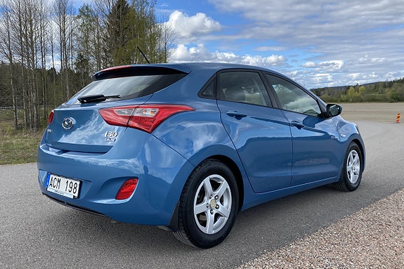 Hyundai i30 5 of 5