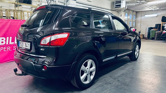 Nissan Qashqai+2 4 of 5