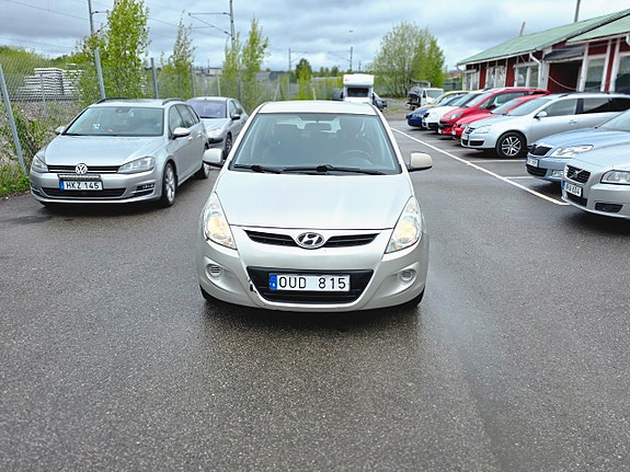 Hyundai i20 4 of 5
