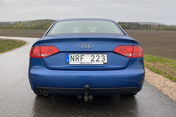 Audi A4 4 of 5