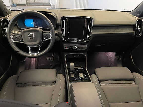 Volvo C40 9 of 14