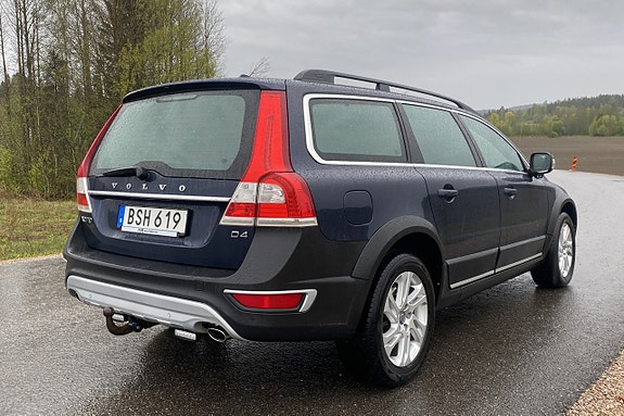 Volvo XC70 5 of 5