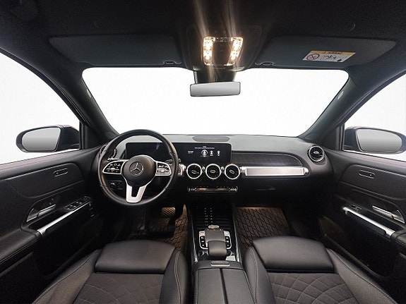 Mercedes-Benz GLB200 d 12 of 30